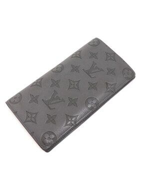 Louis Vuitton Portefeuille Brazza Wallet Monogram Shadow Gray